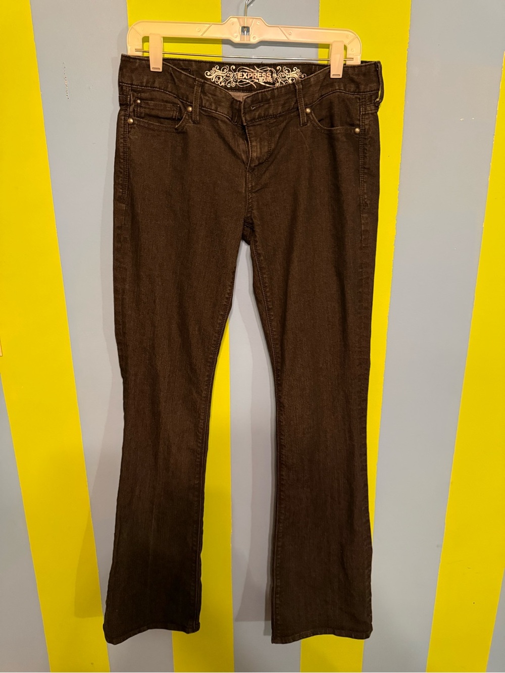 Express low rise bootcut black jeans size 8 long